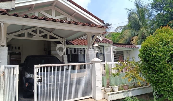 House at Villa Bintaro Indah Jln Jombang, Ciputat Tangsel