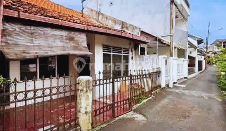 Rumah 1,5 M di Tebet Barat, Jakarta Selatan