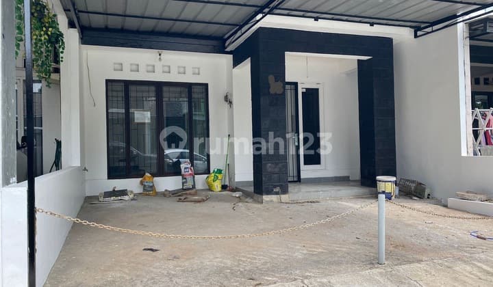 Rumah di Cluster Venice Graha Raya , Tangerang Selatan