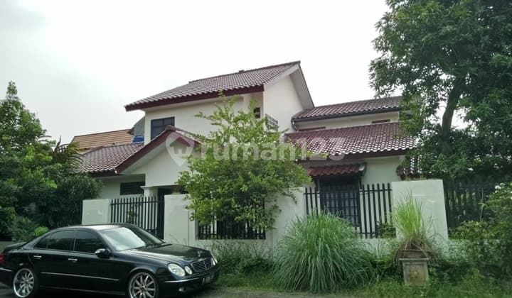 Luxury House in Sector 5, Bintaro Jaya South Tangerang