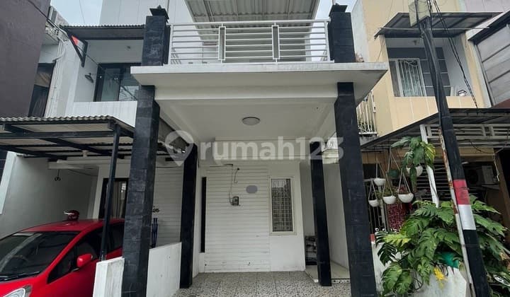 Rumah di Cluster Ubud Village Ciledug Kota Tangerang