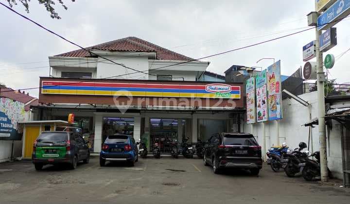 Rumah di Lebak Bulus Raya, Cilandak Jakarta selatan