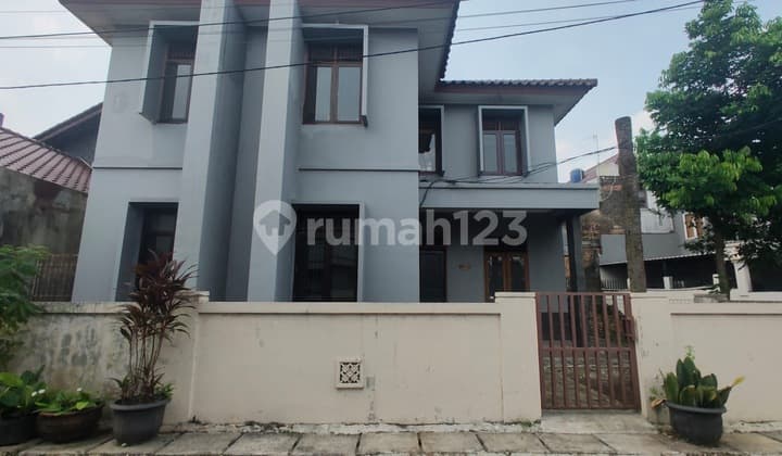 Kost2an di Komplek pjmi Pondok Aren Tangerang selatan