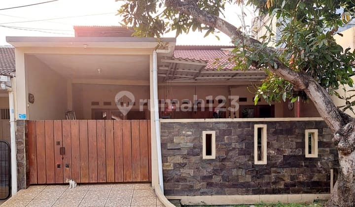 Rumah 2 lantai di Perumahan Duren Village, Ciledug - Tangerang.