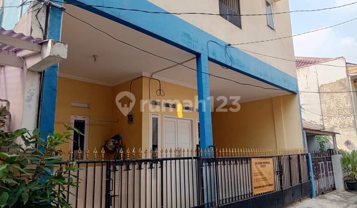 Boarding House in Pjmi Pondok Aren, South Tangerang