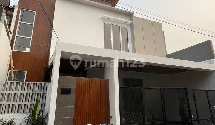 Rumah Di Komplek Kucica Bintaro Sek 9 Dekat Stasiun Jurangmangu