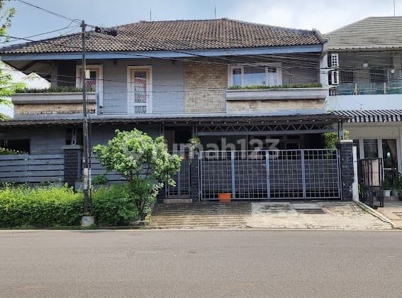 Rumah di Jl.merpati Raya Bintaro Jaya Sektor1 Pesanggrahan Jaksel