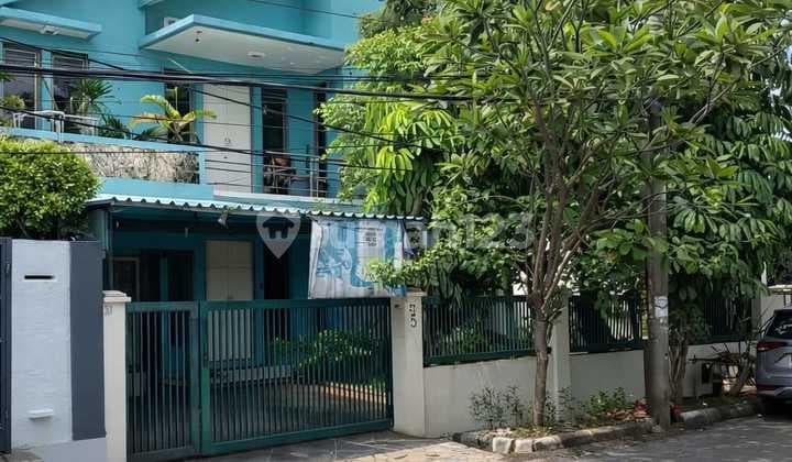 Rumah - Taman Aries, Meruya Utara, Jakarta Barat