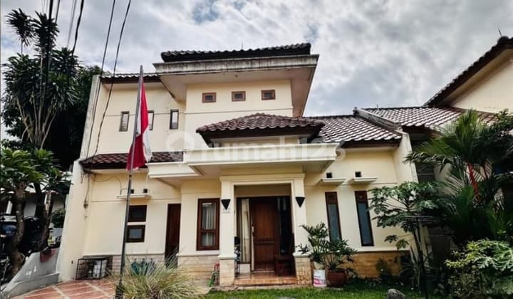 Rumah Bagus 2 Lantai Town House Cirendeu Ciputat Tangsel