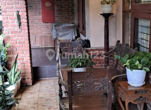 Old House Behind BTC Sector 7 Bintaro