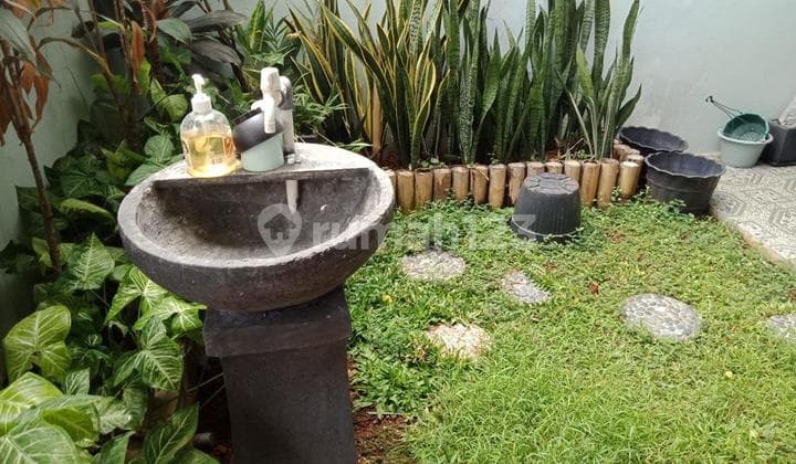 Rumah Dua Lantai Siap Huni Bebas Banjir Dan Lokasi Strategis