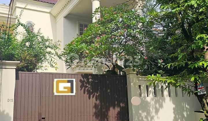 Rumah Mewah Area Kemang Jakarta Selatan
