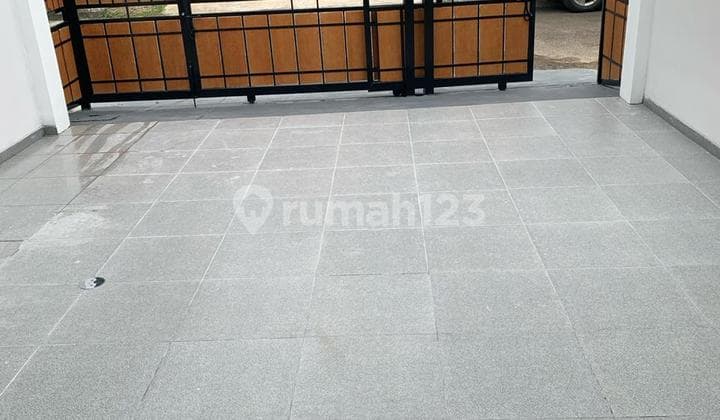 2 Lantai Sudah Renovasi SHM di Villa Melati Gading Serpong