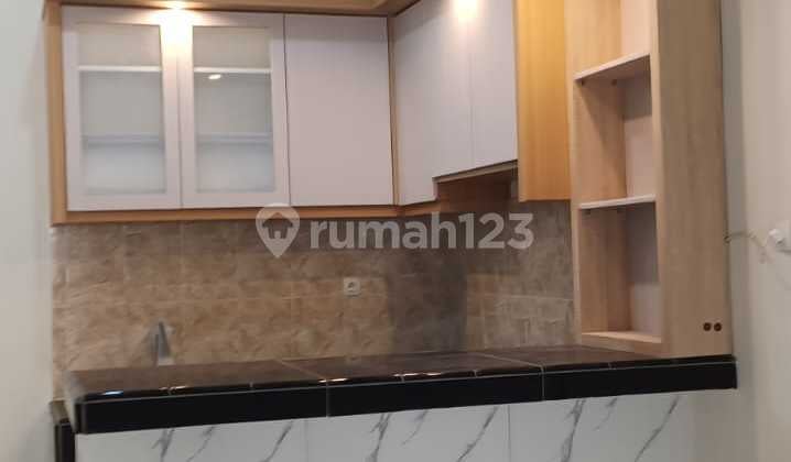 Rumah 2 Lantai Full Renov Siap Huni SHM di Poris Indah Tangerang