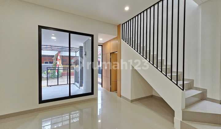 Rumah Baru Siap Huni 2 Lantai Gading Serpong