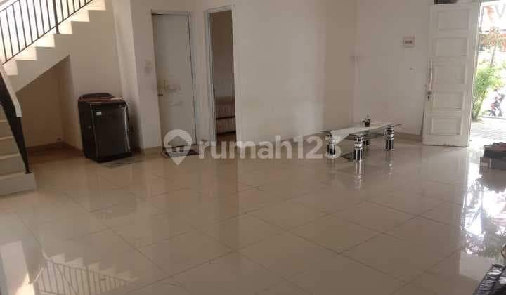 Nice 2-Story Unfurnished Rental House with SHM in Lavaletta Cluster, Tangerang