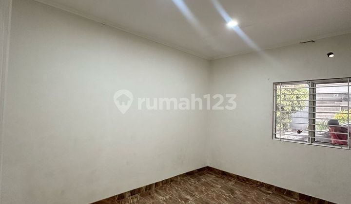 Nice House Ready to Occupy 1 Floor in Tangerang