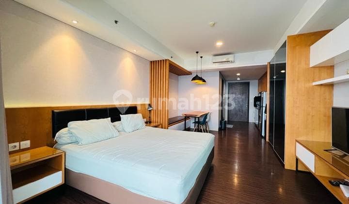 For Rent - Studio 43 M² With Balcony At Tower Intercon, Kemang Village
