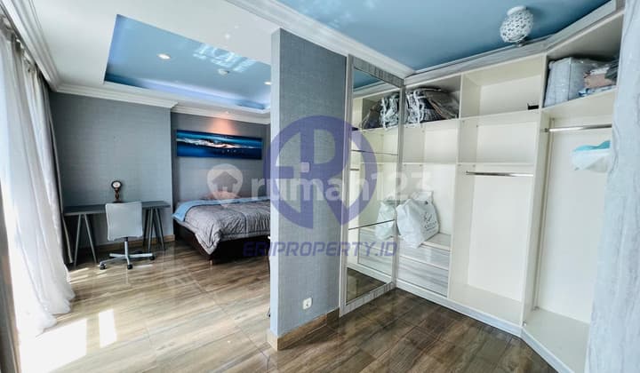 Type 3 BR Converted to 2 BR, Private Lift Kemang Village Infinity Tower