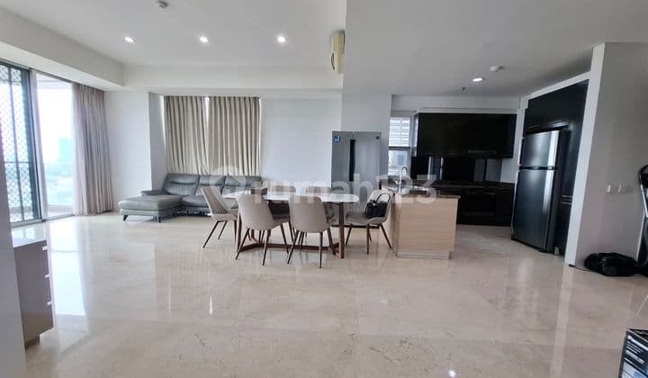 4 Bedroom Private Lift Kemang Village Tower Ritz