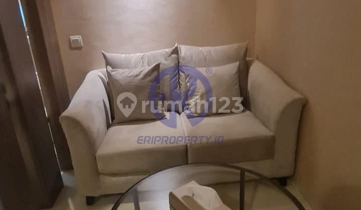 Studio Intercon Kemang Village - 43 Sqm, Balcony 10 Million