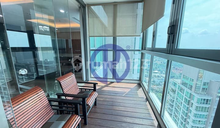 3 BR Bloomington Kemang Village 221 Sqm Private Lift | Usd 3,200