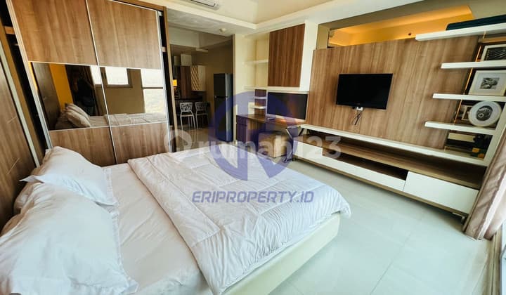 Studio With Balcony - 43 Sqm Intercon Kemang Village 120 Million/Year