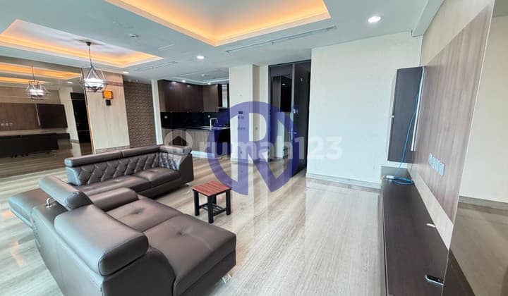 3 BR Bloomington Kemang Village 221 Sqm Private Lift | Usd 3,200