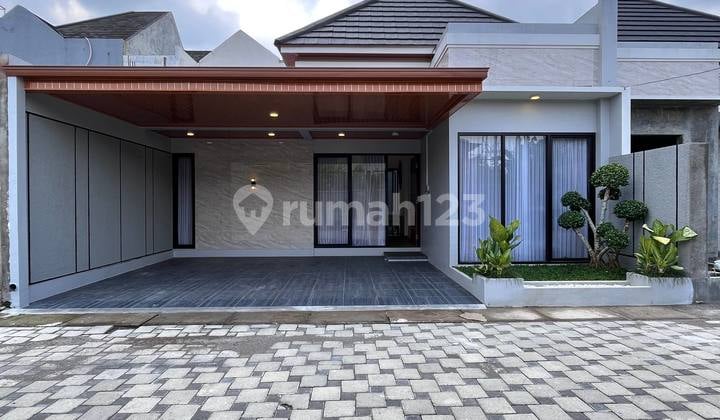 Rumah Cantik 1.85 M Furnish Mobil Papasan Purwomartani Dekat Pamela7 Dari Dawet Bringin 200 Meter Saja