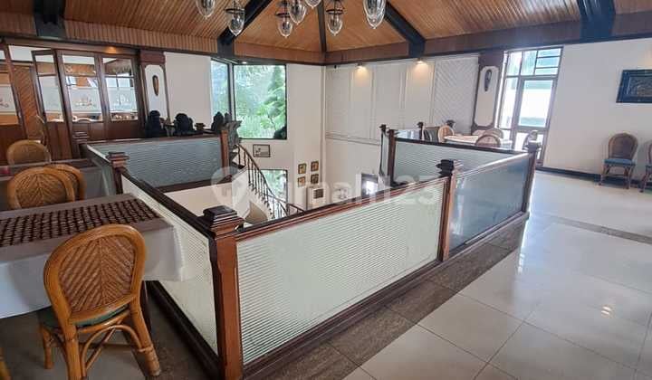 Bangunan Luas Zona Komersial di Salemba Jakarta Pusat. Bs Bangun 12 Lt.