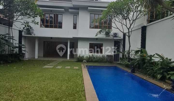 Luxury House For Rent 4Br With Private Swimming Pool - Kemang Selatang