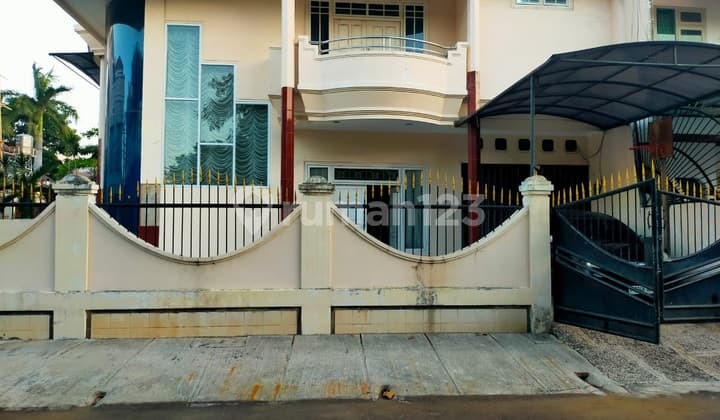 House for Sale in Sunter, Area 318 Meters, Code: 21158 Ha