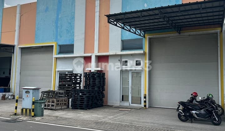 Disewa Gudang Cakung, Siap Huni, Luas 9X30 Meter