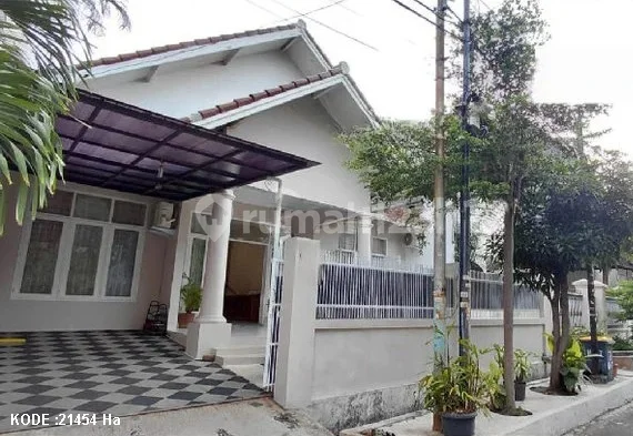 Disewa Rumah Pulomas, Luas 200 Meter, Kode :21454 Ha