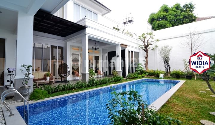 Dijual Rumah 2 Lantai Modern Dan Private Pool di Menteng Jakarta Pusat