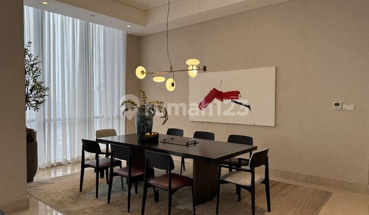 Dijual Apartemen 3 BR Interior By MOIE di Regent Residences, Jakarta