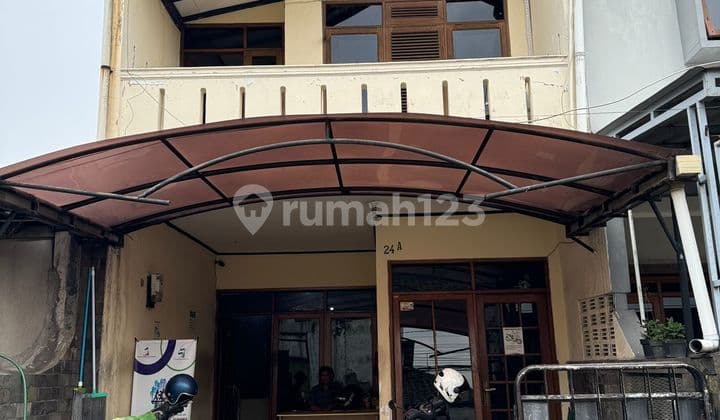 Rumah Strategis 2 Lantai Siap Huni di Sayap Lengkong Bandung ,,,,,,