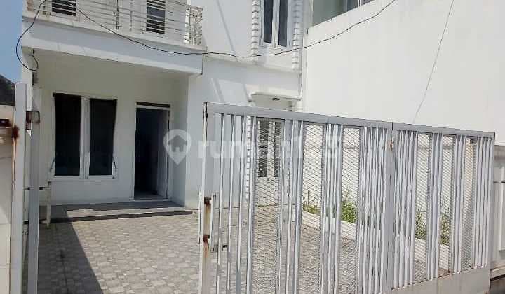 Rumah Baru Minimalis Modern Di Cisaranten Kulon Arcamanik