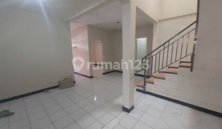 Rumah Minimalis Hoek Siap Huni di Margahayu Raya Bandung