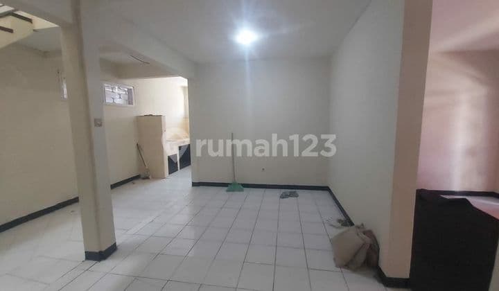 Rumah Minimalis Hoek Siap Huni di Margahayu Raya Bandung