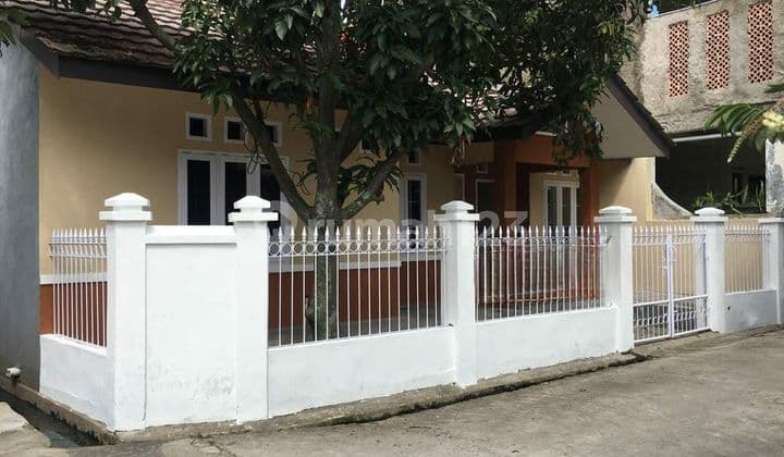 Rumah Hoek Siap Huni Nyaman Aman di Cikoneng Bojongsoang Bandung