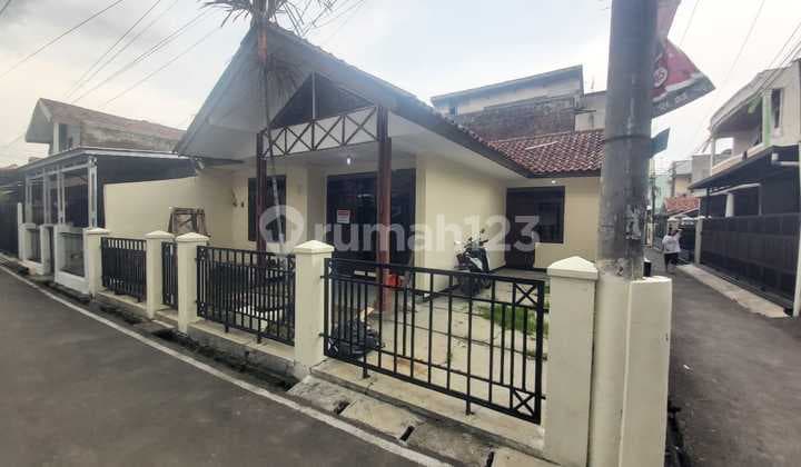 Rumah Hoek Siap Huni Sudah Renovasi Di Antapani Bandung