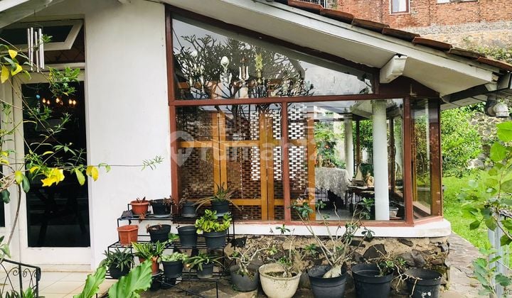 Rumah Sejuk Asri Dengan View Keren di Awiligar Bandung