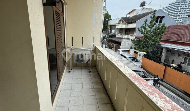 Rumah Strategis 2 Lantai Siap Huni di Sayap Lengkong Bandung ,,,,,,