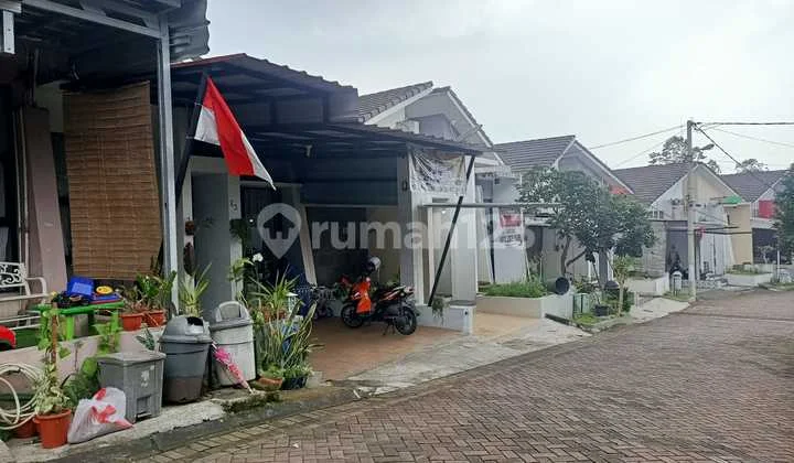 Rumah Keren Minimalis 1,5 Lantai Siap Huni Di Sariwangi Bandung