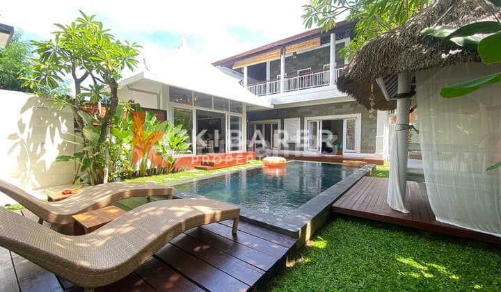 Gorgeous Three Bedroom Villa Walking Distance To Canggu Beach Yre5624