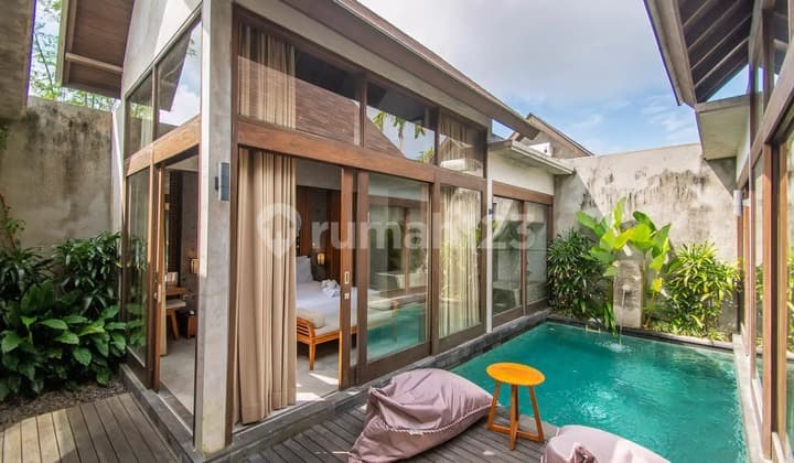 High Quality Two Bedroom Leasehold Property Part Of Five Stars Villa Resort In Nusa Dua Vl3325