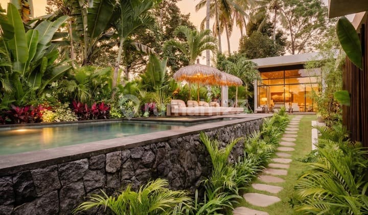 High Quality Modern New Three Bedroom Real Estate For Sale In Ubud - Tegalalang Vl3552