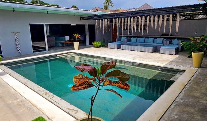 Modern and Industrial Leasehold Villa in Pecatu VL2652