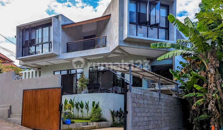 Modern Multi Level Four Bedroom Villa For Sale In Padonan Vl3102